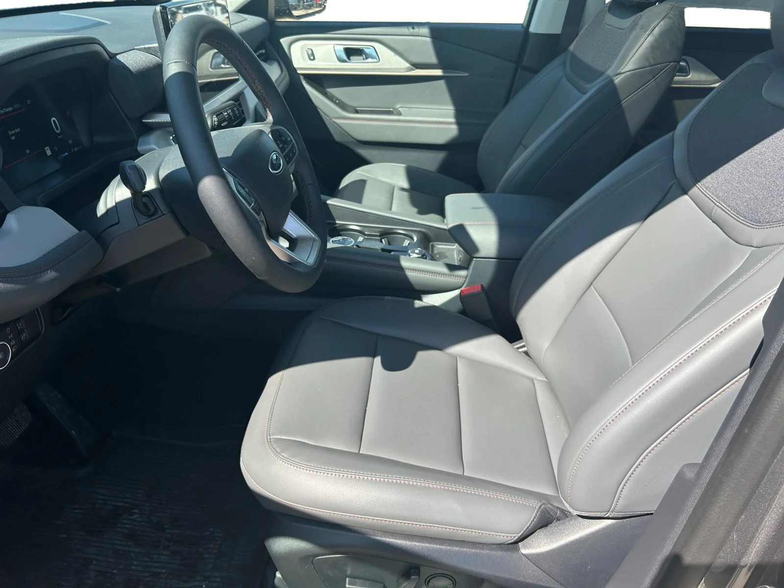 New 2026 Carbonized Grey Metallic Ford Active w/200A Pkg image 14