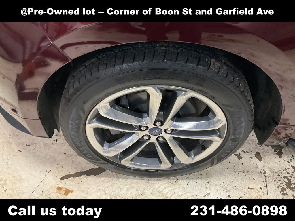 Used 2017 Red Ford Sport image 11