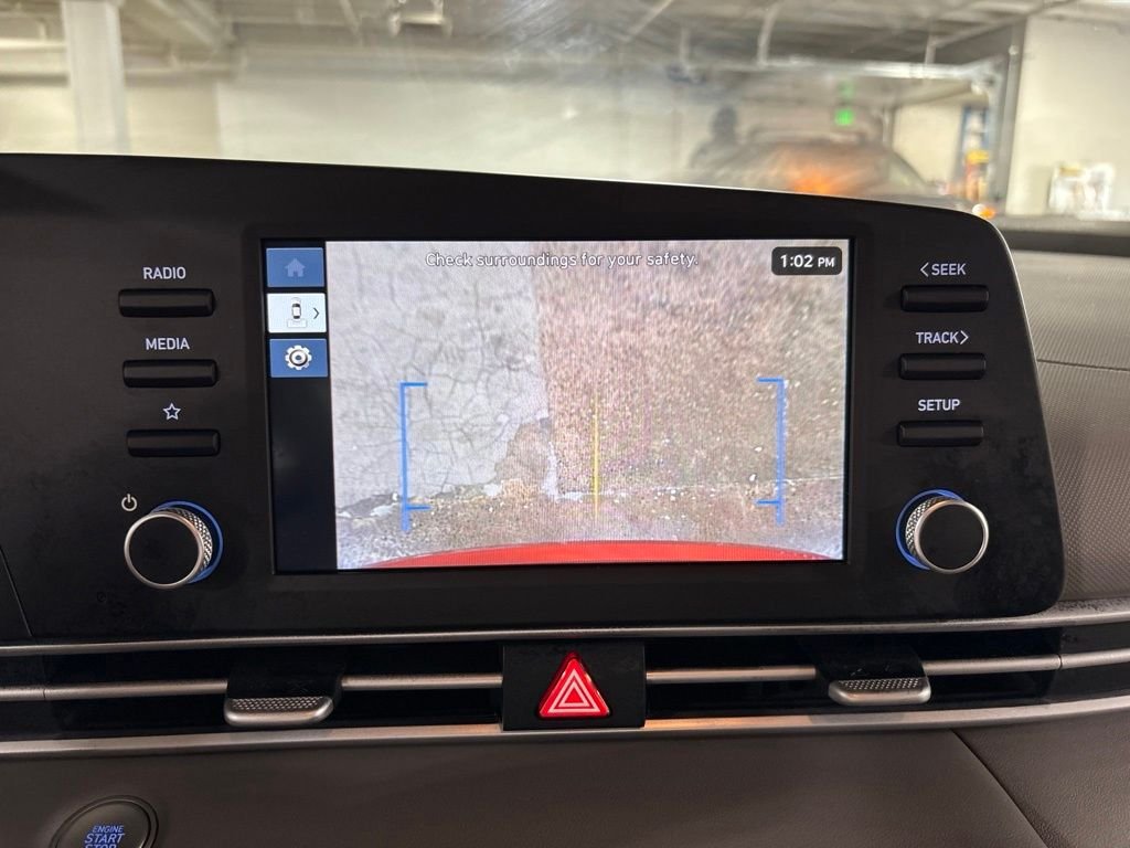 Used 2025 Red Hyundai SEL Sport image 19