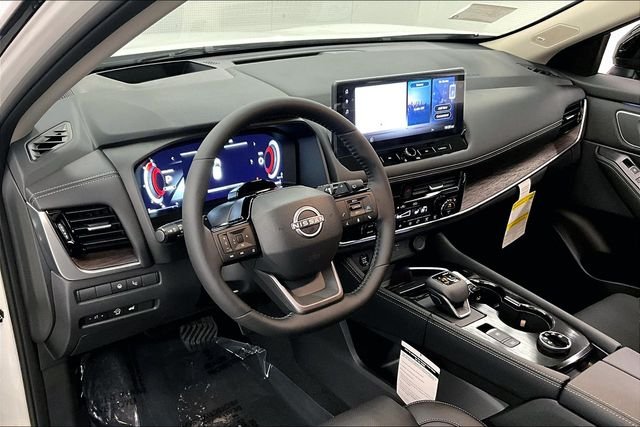 2025 Nissan Rogue Platinum - Photo 7
