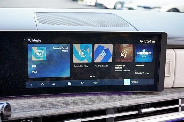 Used 2024 Green Hyundai Calligraphy image 27