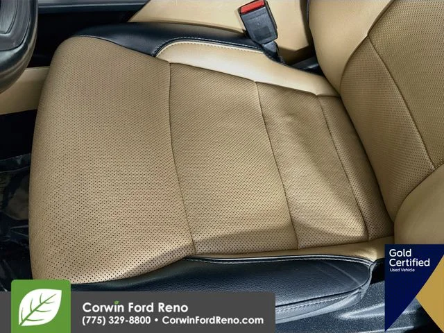 Used 2021 Oxford White Ford Lariat image 24