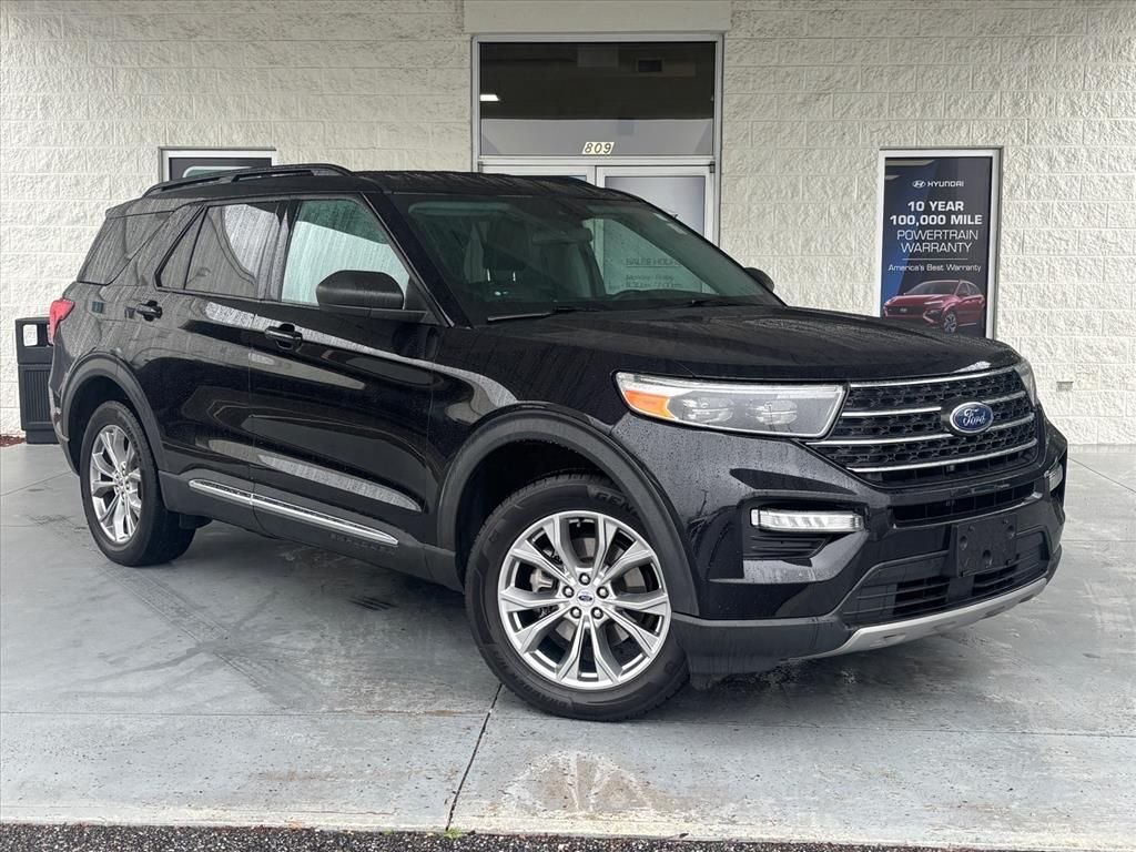 2022 Ford Explorer XLT 4WD's photo