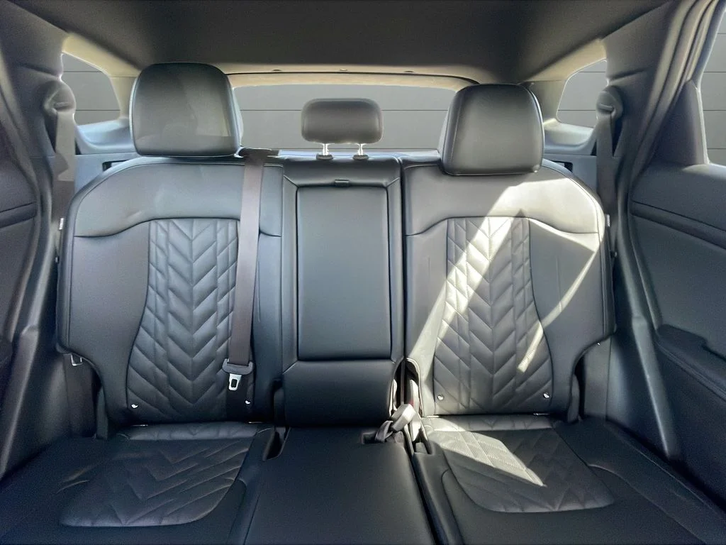 Used 2024 Gray Kia X-Line image 39
