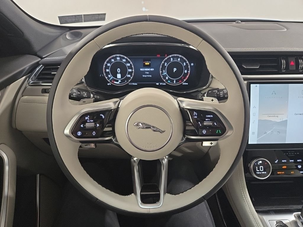 2026 Jaguar F-Pace R-Dynamic S - Photo 10