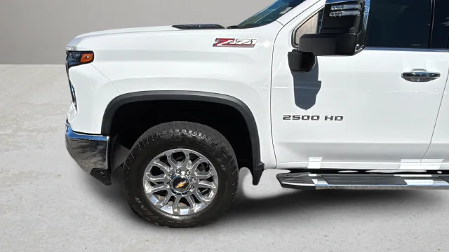 Used 2024 White Chevrolet LTZ image 41