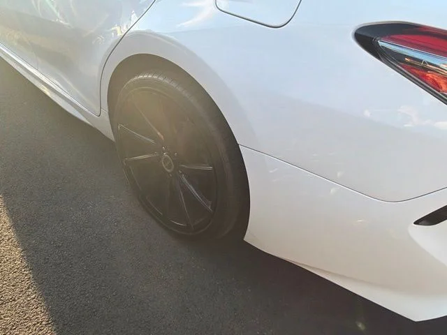 Used 2018 White Toyota SE image 20