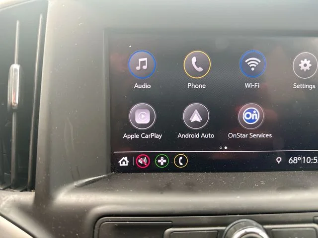 Used 2020 Blue GMC SLE image 17