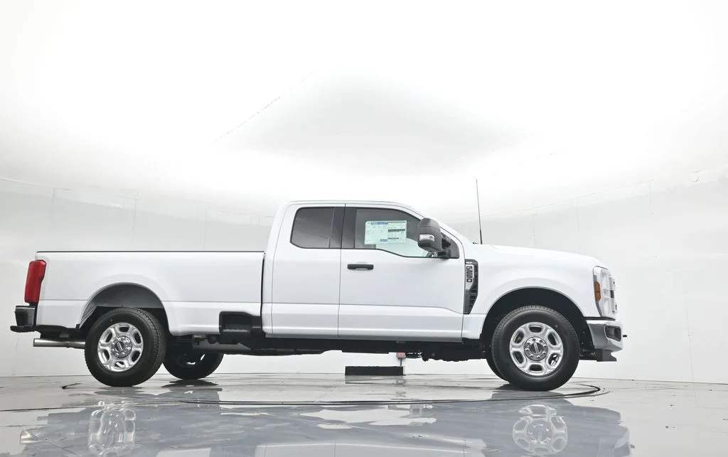 New 2026 White Ford XLT image 46