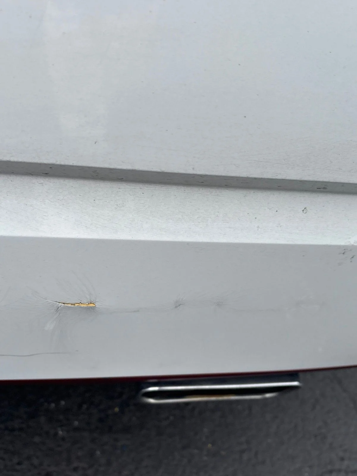 Used 2013 Bright White Clearcoat Dodge SXT image 12