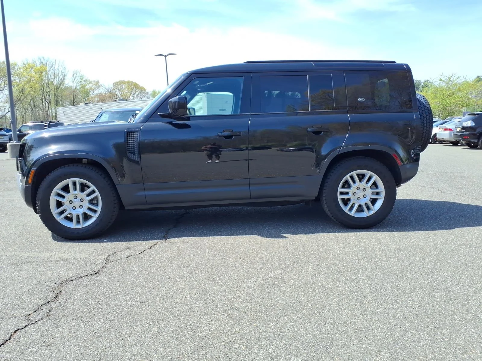 Certified Used 2024 Santorini Black Metallic 1ag Land Rover 110 S image 6