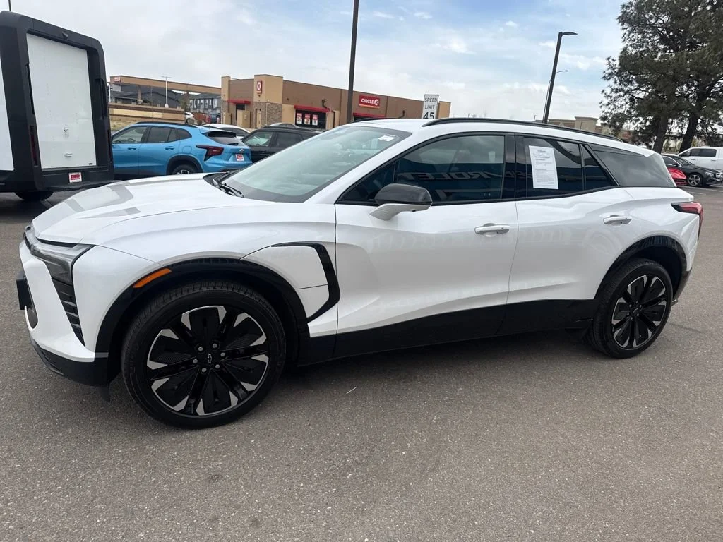 Used 2025 Chevrolet Blazer EV RS with VIN 3GNKDJRJ2SS106337 for sale in Denver, CO