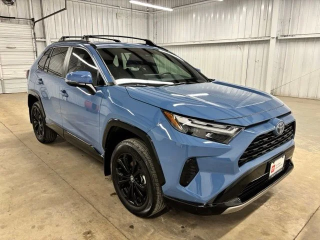 2024 Toyota RAV4 Hybrid SE