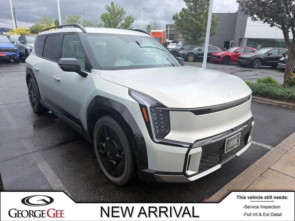 2024 Kia EV9 GT-Line AWD's photo
