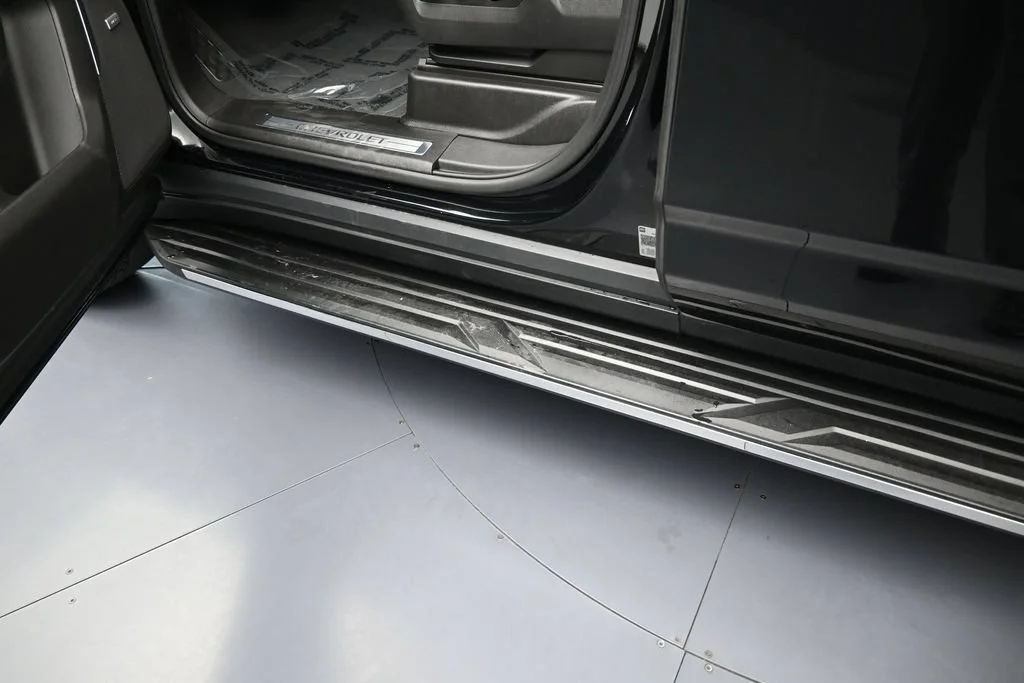 Used 2023 Black Chevrolet LT image 34