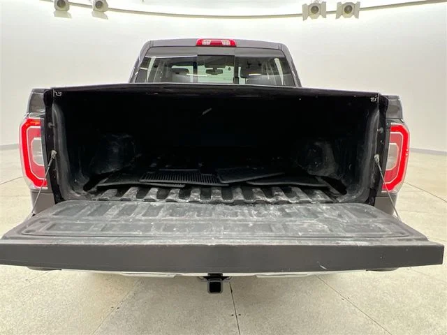 Used 2016 Silver GMC SLT image 36