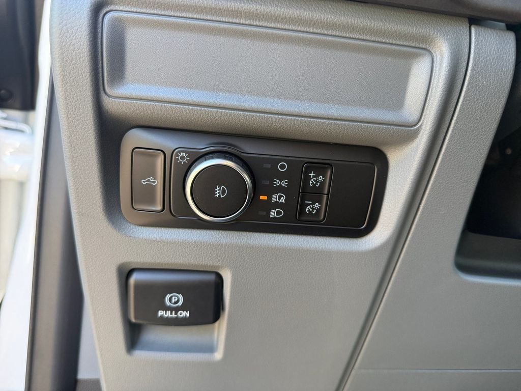 New 2026 White Ford XLT image 25