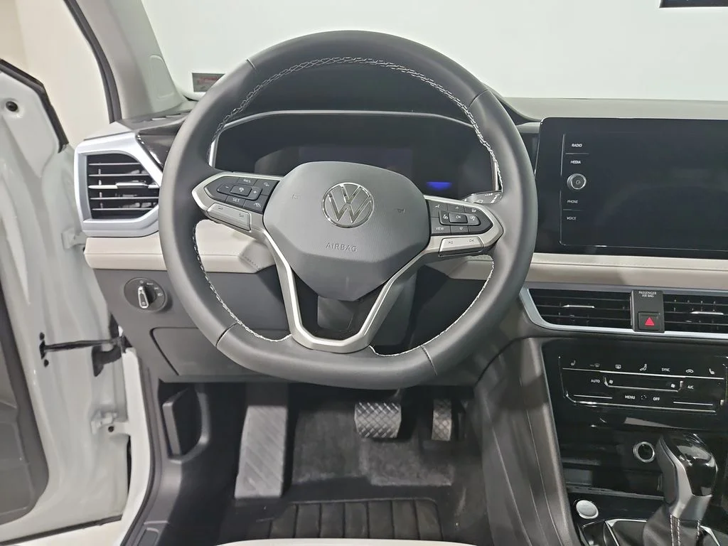 New 2026 Blue Volkswagen 1.5T SE image 13