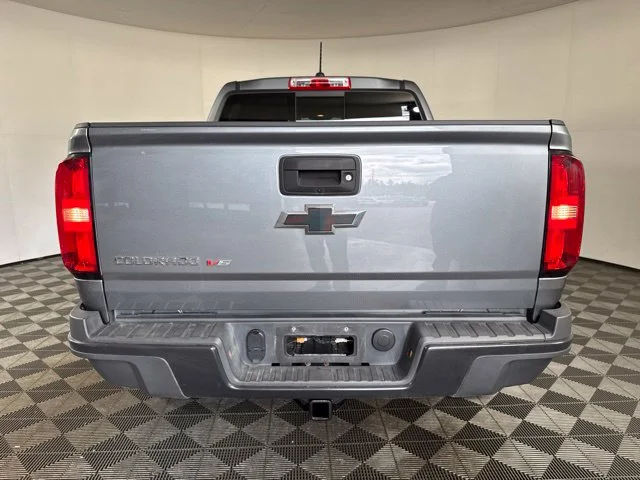 Used 2020 Gray Chevrolet ZR2 image 22