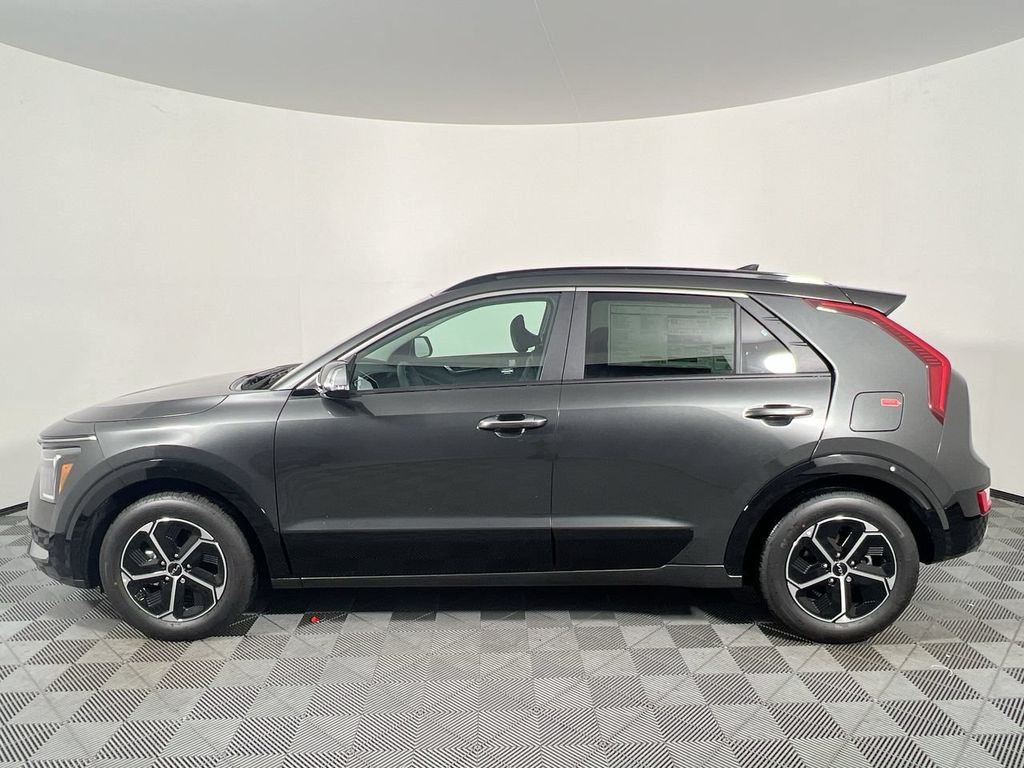 New 2026 Interstellar Gray Kia SX image 8
