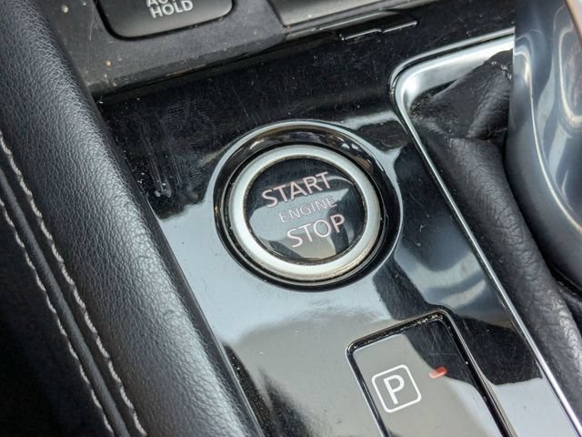 Used 2023 Gun Metallic Nissan SR image 21