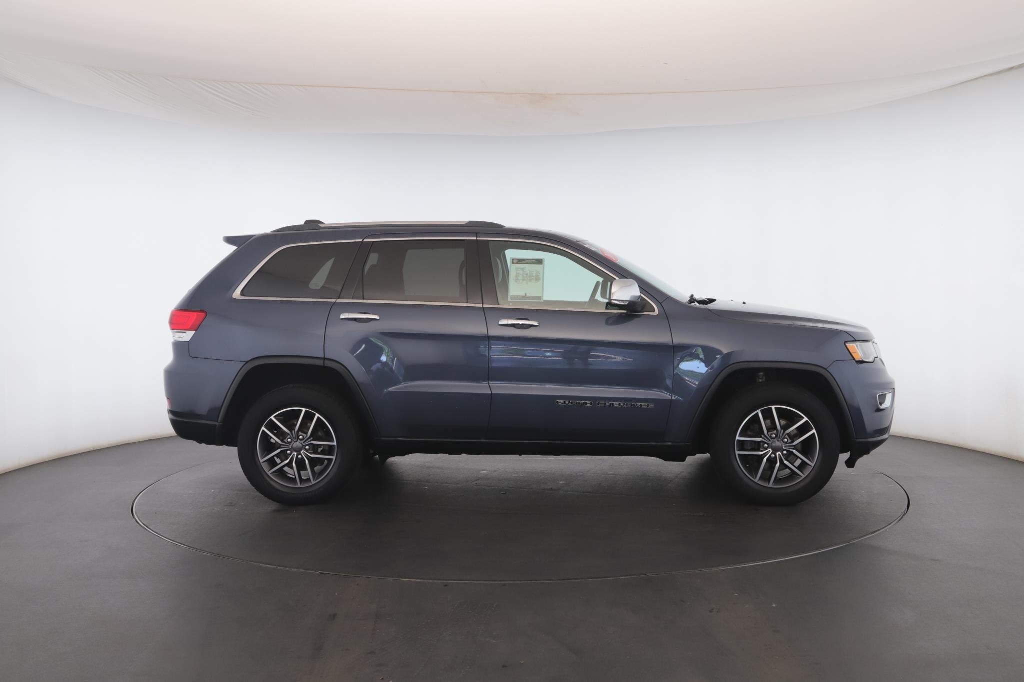 Used 2019 Slate Blue Pearlcoat Jeep Limited 4x4 image 23