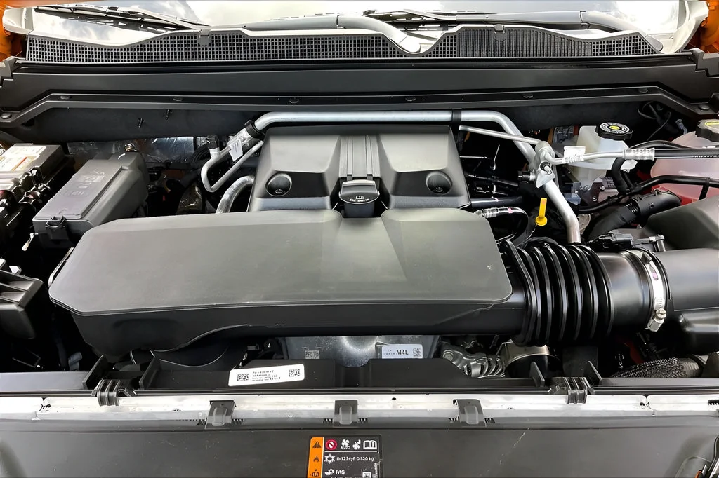 2025 Chevrolet Colorado LT - Photo 11