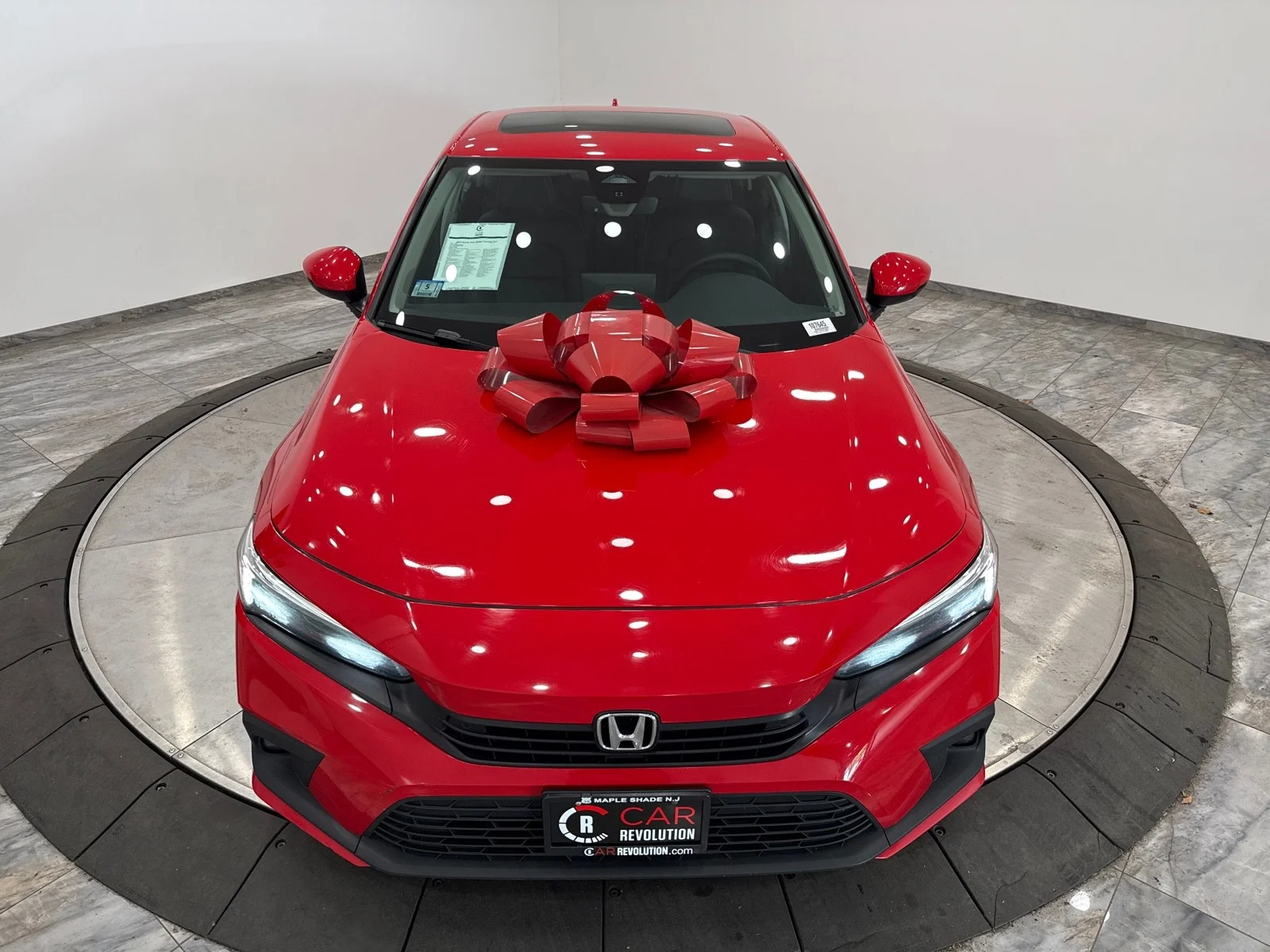 Used 2024 Rallye Red Honda Touring CVT image 2