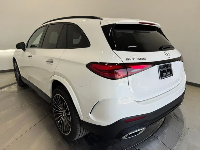 New 2027 White Mercedes-Benz GLC 300 image 9