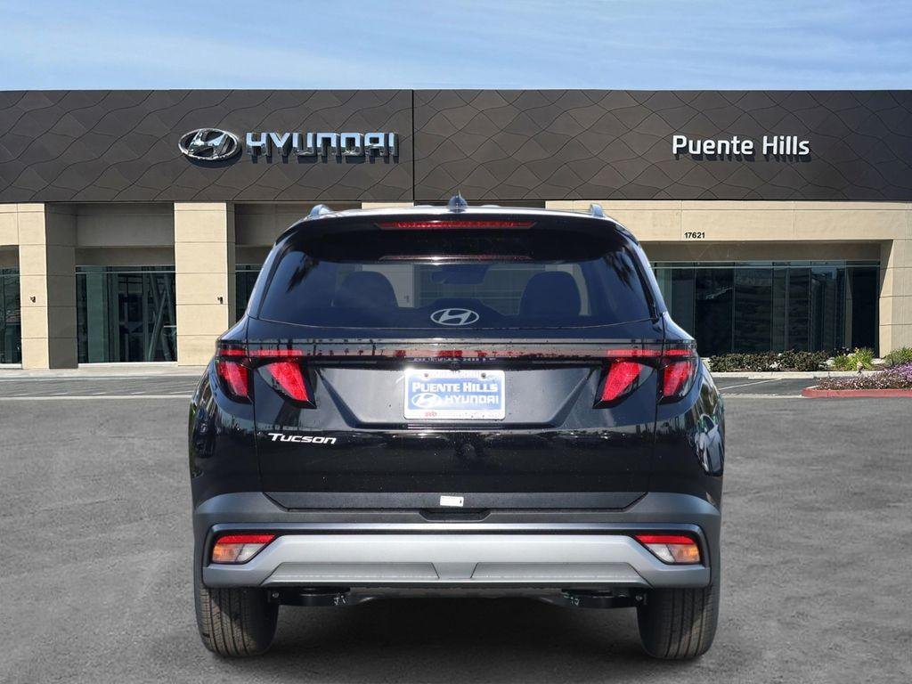 New 2026 Black Hyundai SEL FWD image 5