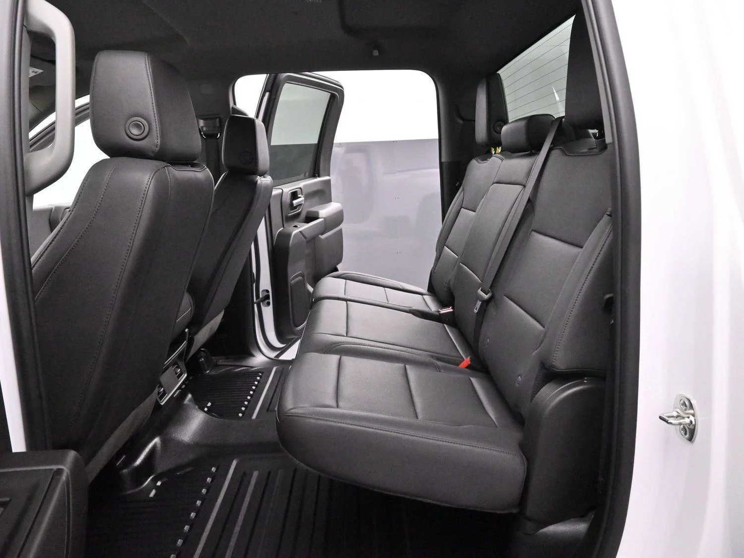 Used 2025 Summit White Chevrolet WT image 24