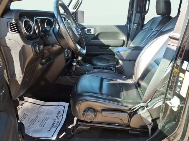 Used 2022 Black Jeep Sahara Altitude 4x4 image 18