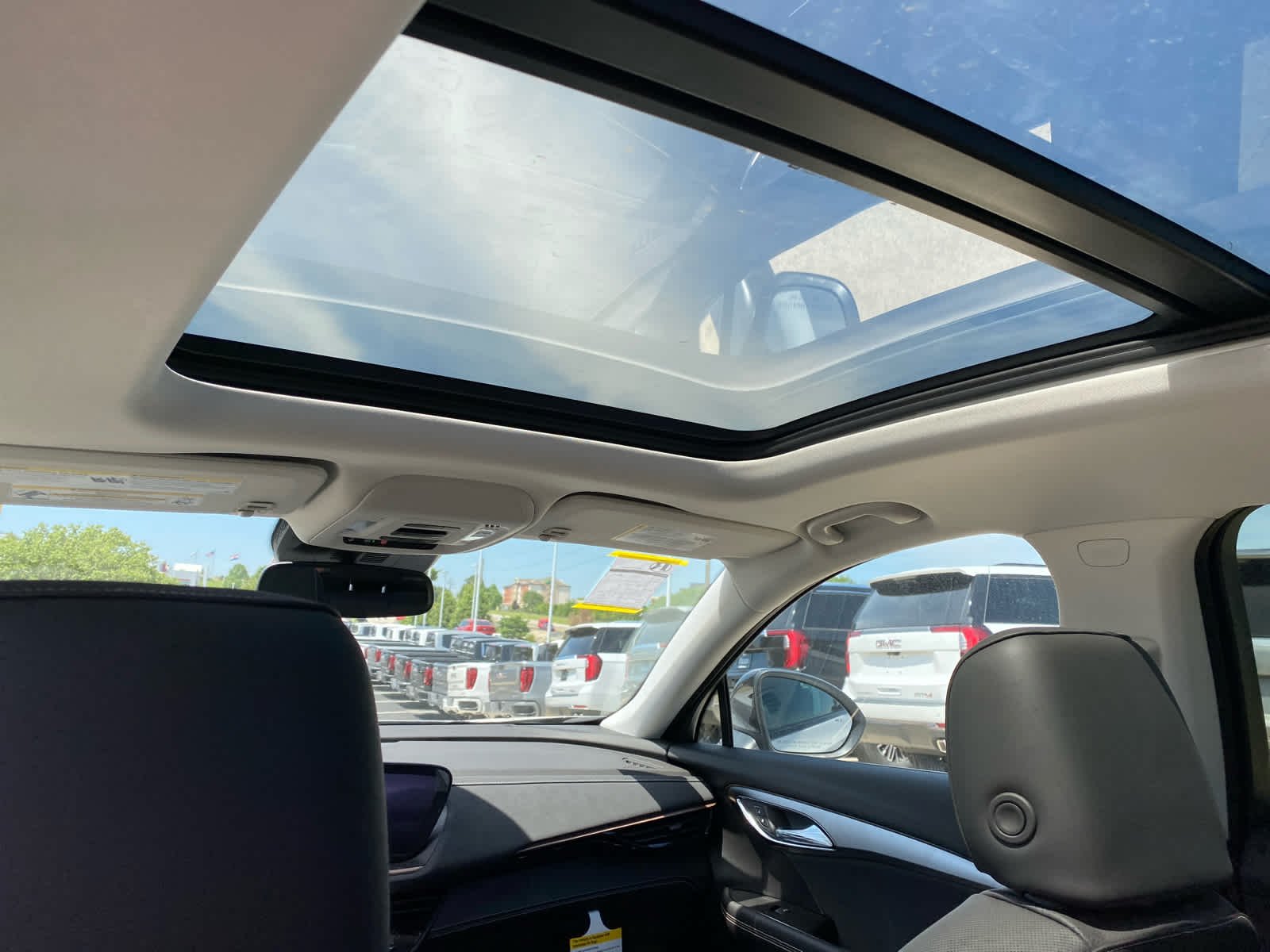 2026 Buick Envision Sport Touring - Photo 24