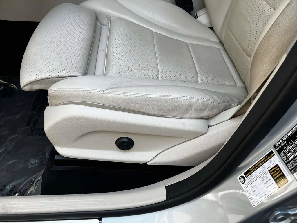 2022 Mercedes-Benz GLC GLC300 - Photo 19