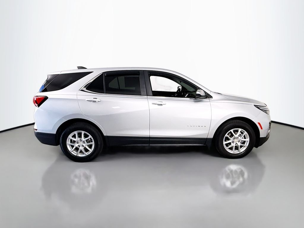Used 2022 Silver Ice Metallic Chevrolet LT image 13