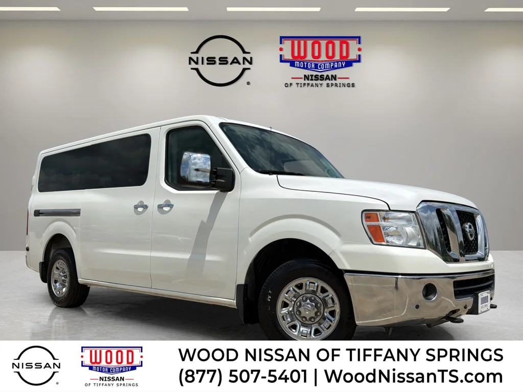 Used 2019 Pearl White Tricoat Nissan SL V8 image 1