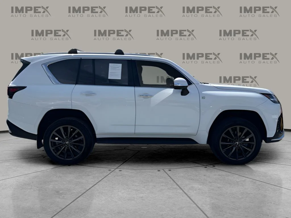 2023 Lexus LX F-Sport - Photo 6