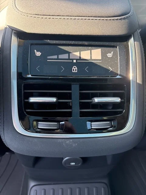 New 2026 Vapour Grey Volvo Plus image 36