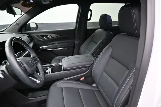 Used 2025 Beige Chevrolet LT image 27