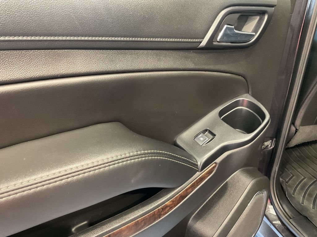 Used 2017 Gray Chevrolet LT image 33