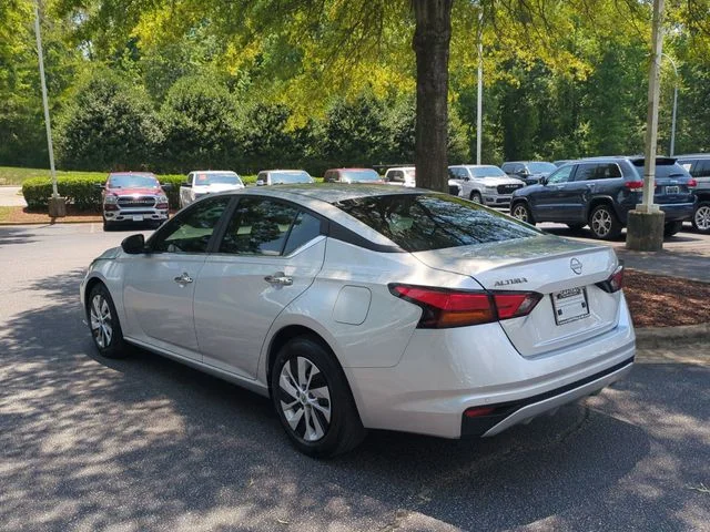Used 2024 Silver Nissan 2.5 S image 3