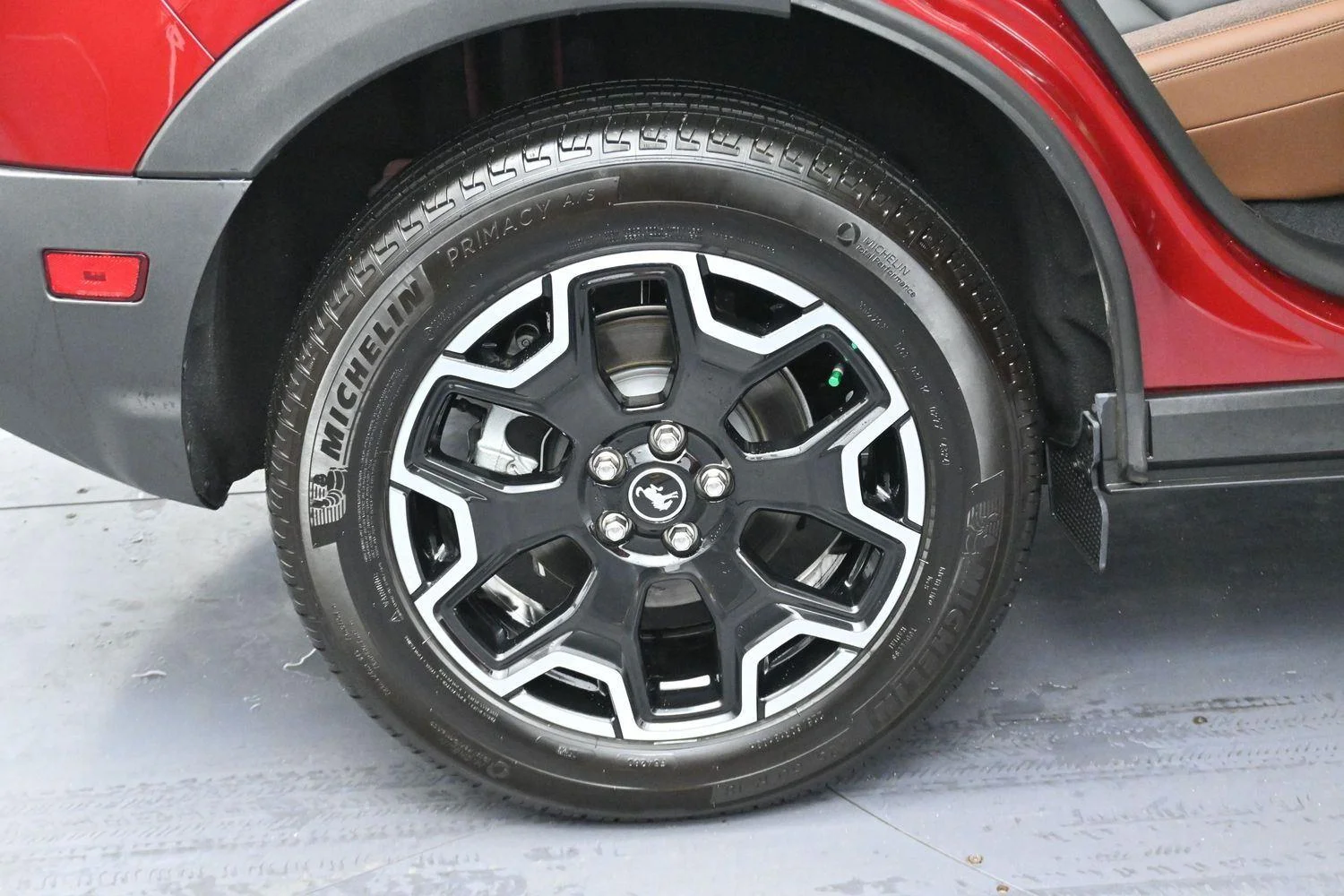 Used 2025 Ruby Red Metallic Tinted Clearcoat Ford Outer Banks image 35
