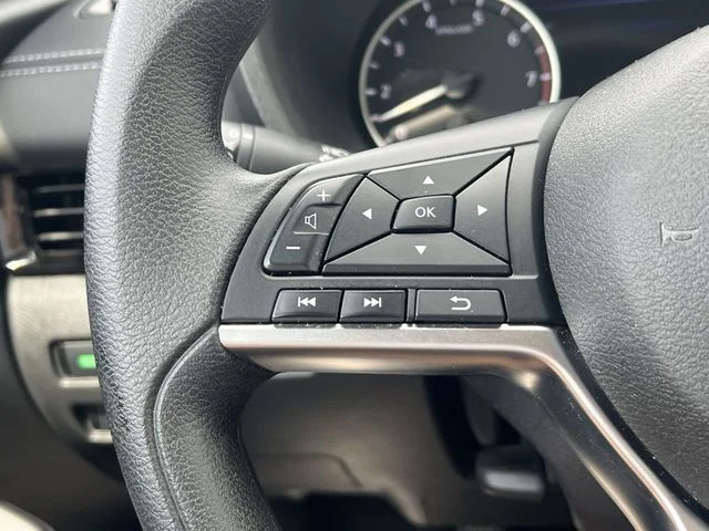 Used 2025 Blue Nissan SV image 27