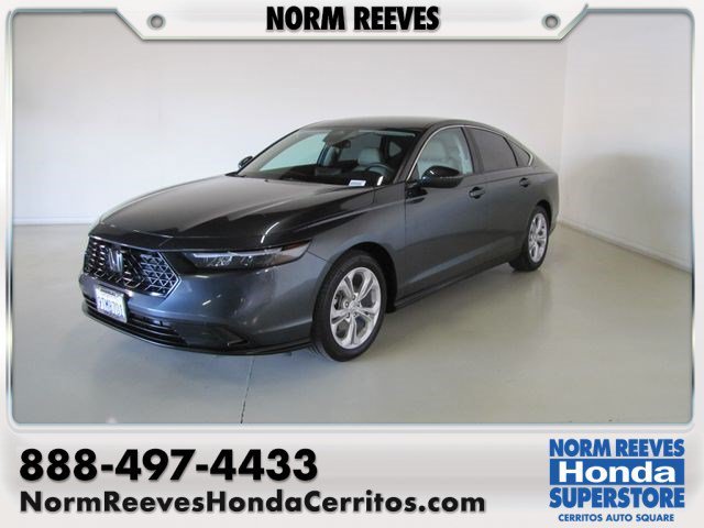 Certified Used 2025 Meteorite Gray Metallic Honda LX image 30