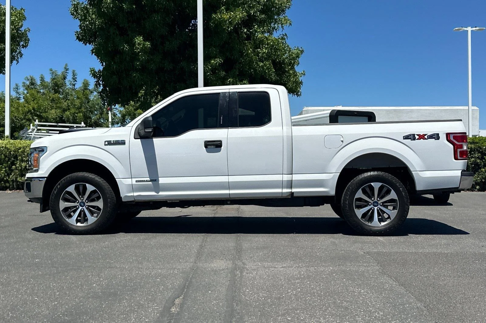 Used 2020 Oxford White Ford XLT image 7