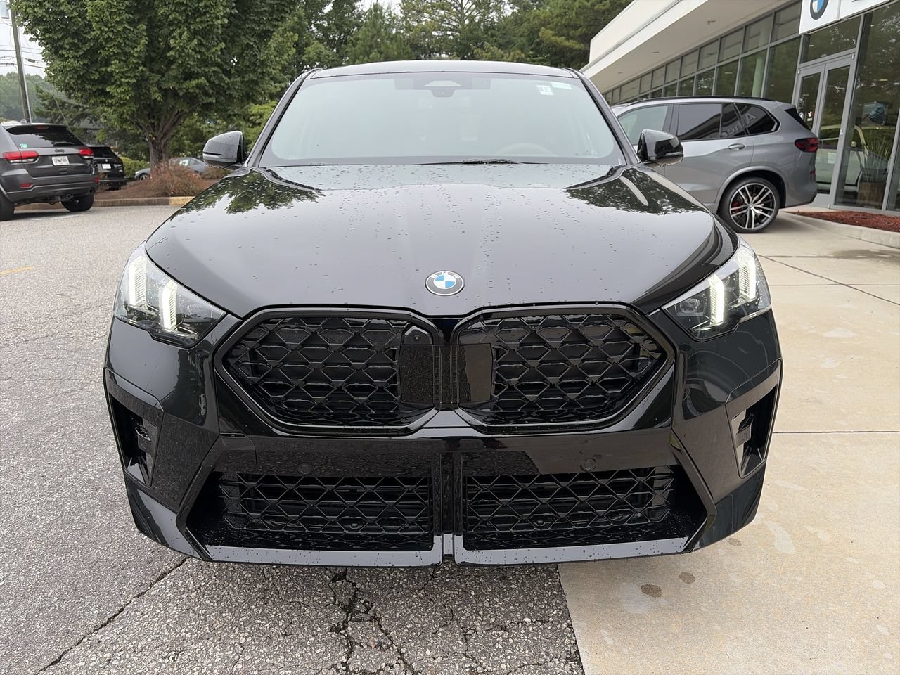 Used 2026 Black Sapphire Metallic BMW xDrive28i image 10