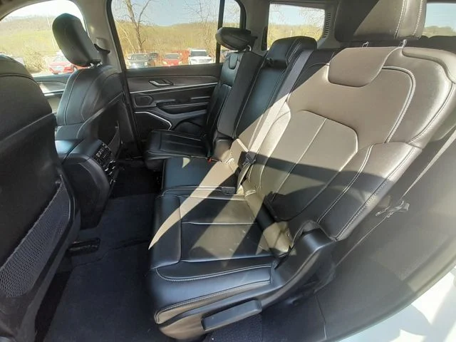 Used 2021 White Jeep Limited image 43
