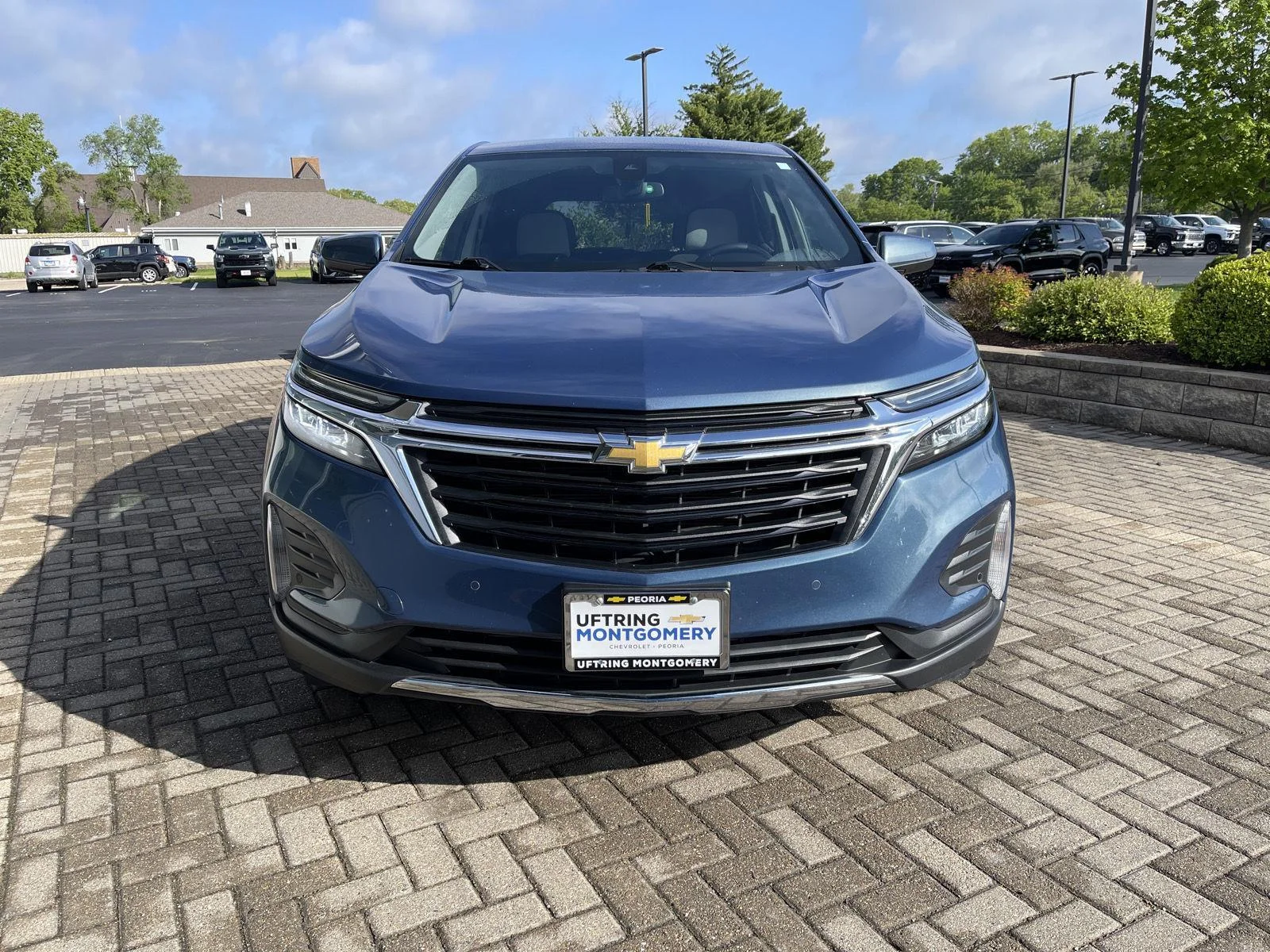 Used 2024 Lakeshore Blue Metallic Chevrolet LT image 8