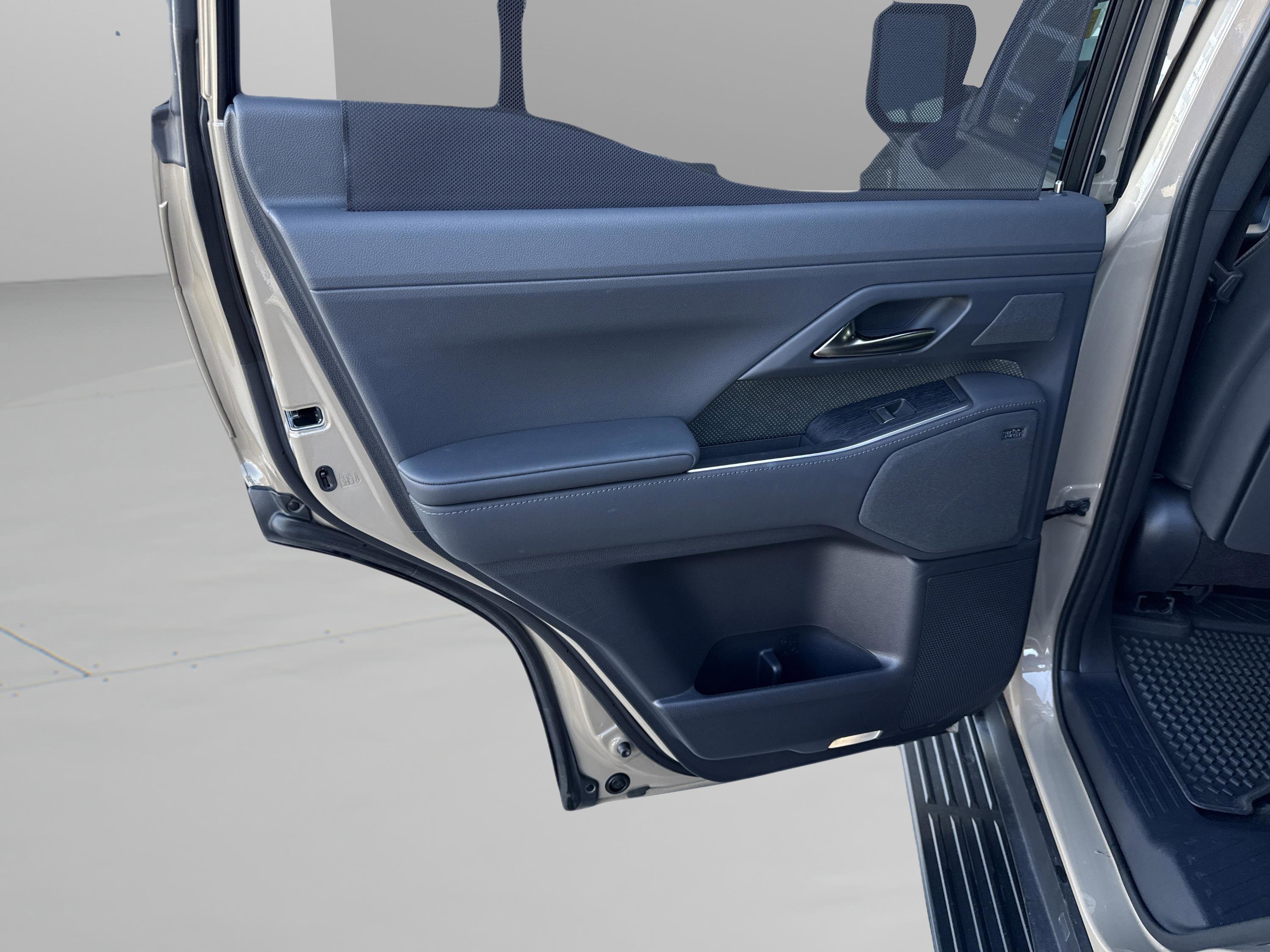 Used 2024 Earth/Black Lexus GX 550 Overtrail image 44