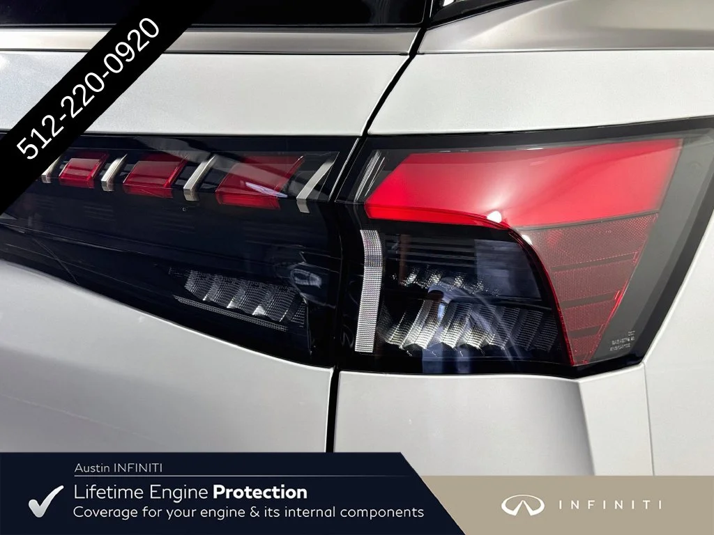 New 2027 White INFINITI LUXE image 35